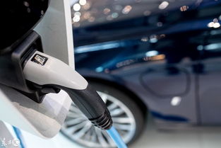 德国汉诺威一个充电站展示为使用电动汽车而开发的快速充电产品